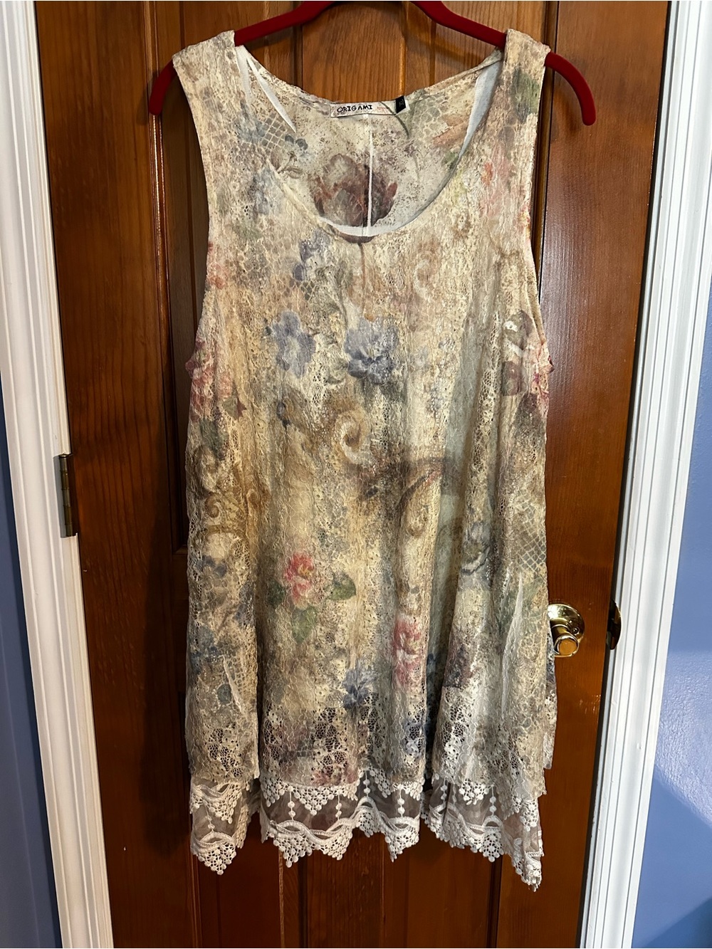 Sleeveless Floral Lace-Hem Tunic Top - Soft Beige Floral by S.O.L.A.N.C.E